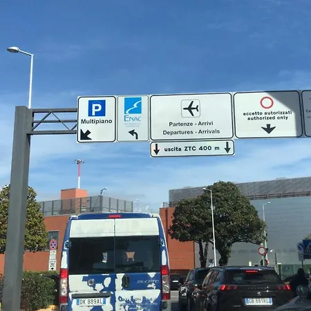 Nocleg ze śniadaniem Prestige Neapol