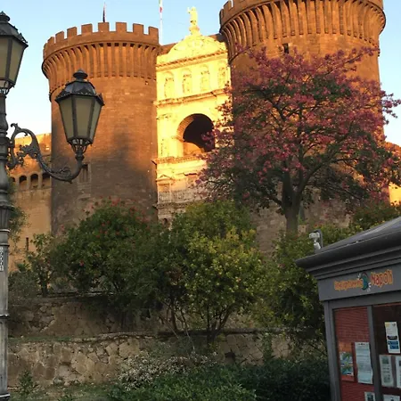 Prestige Nocleg ze śniadaniem Neapol