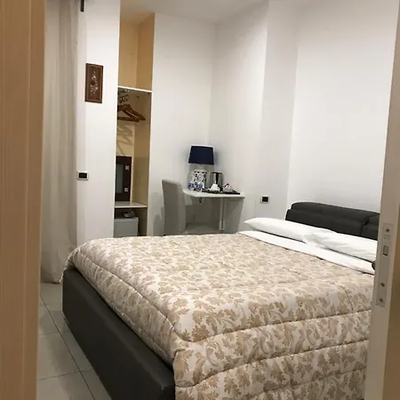 Prestige 2* Naples